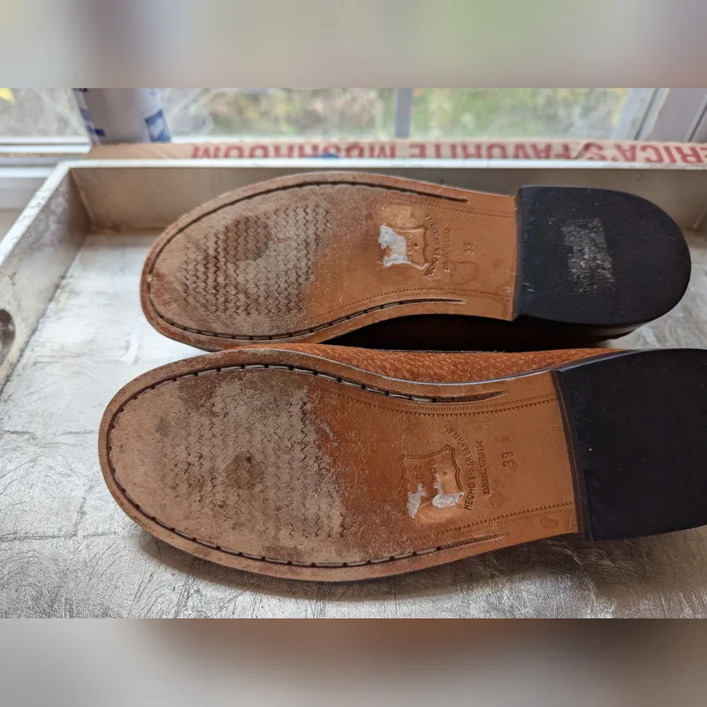 Darc Cuir Leather Penny Loafers Size 39, 8.5 Argentina Two Tone Preppy Academia